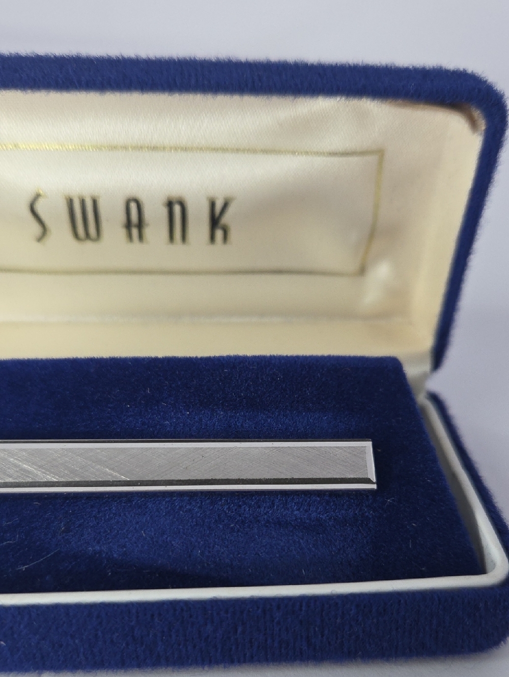 Swank Silvertone Tie Clip And Box - Picture 3 of 5